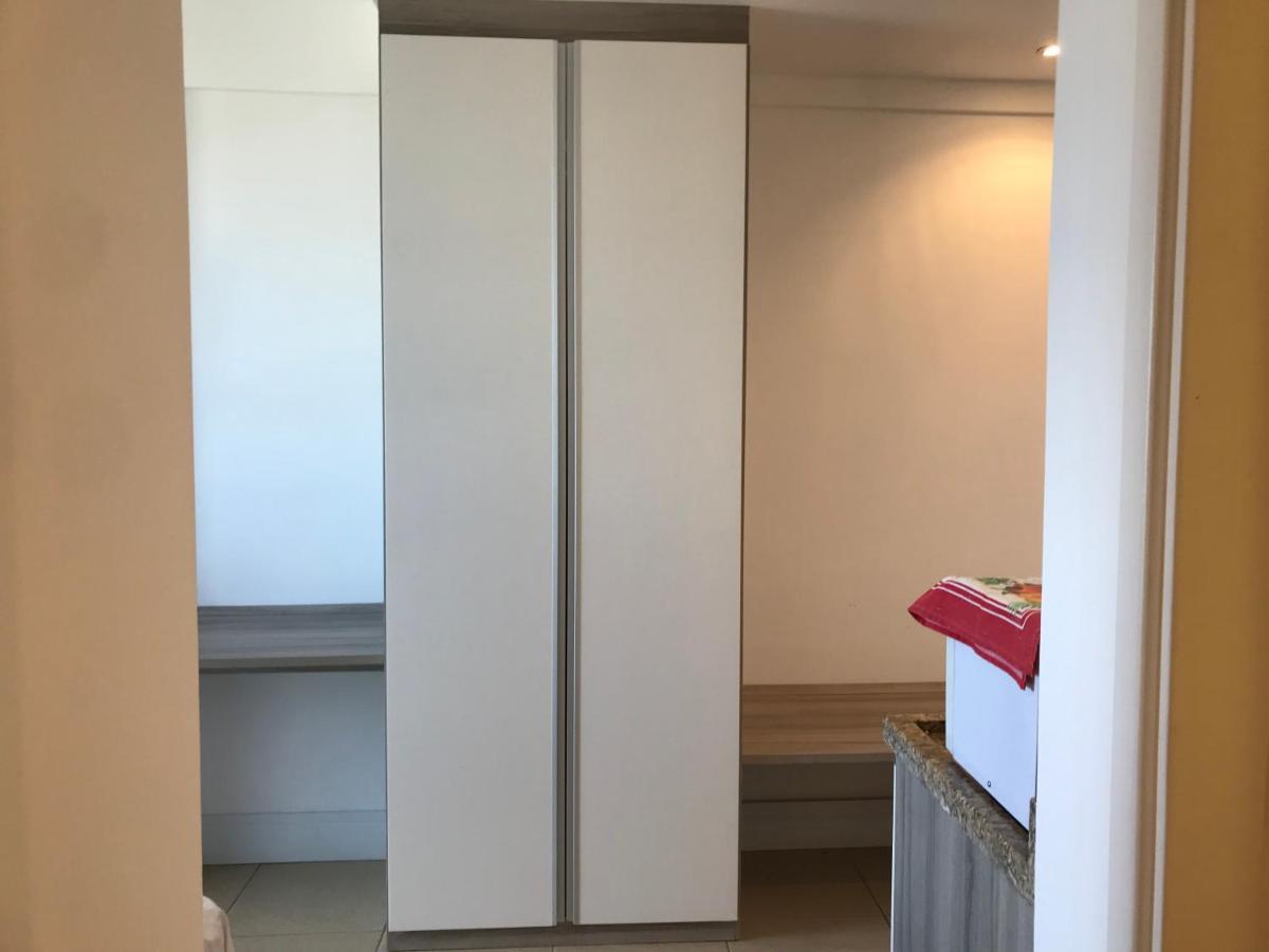 Flat Mobiliado- Hotel Ramada - Macae-Rj Exteriör bild